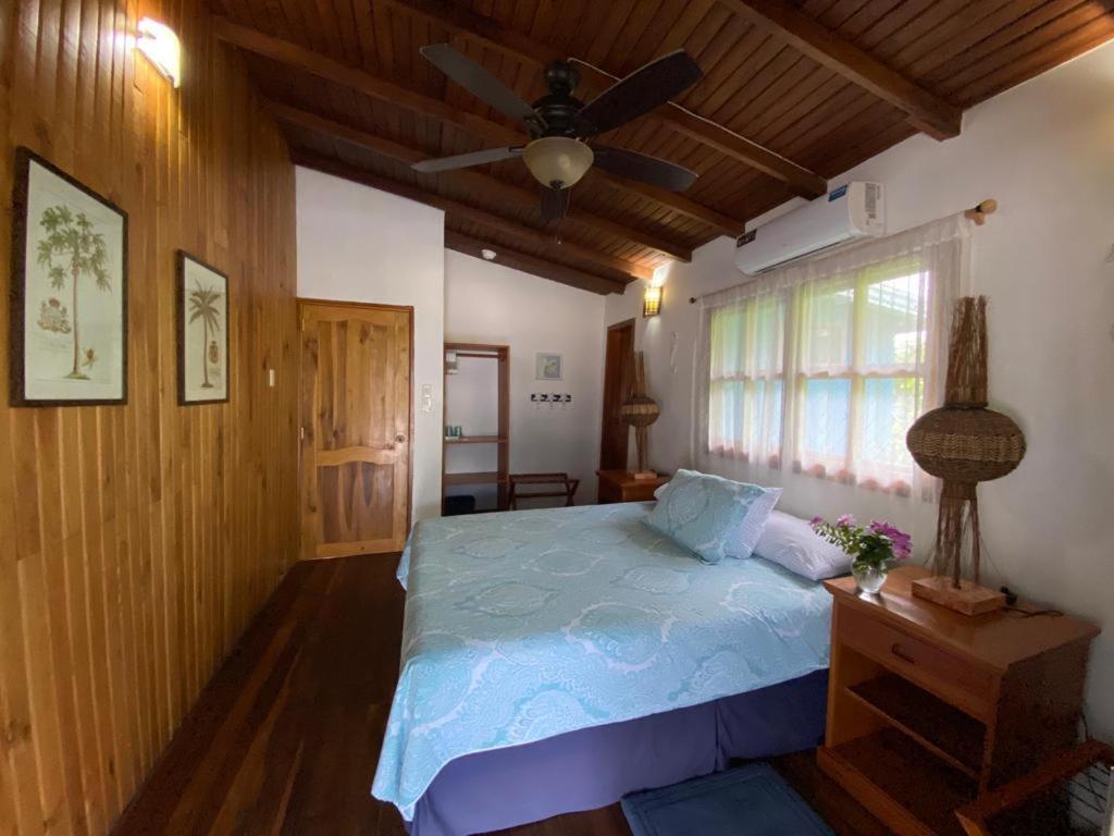 The Isabela Beach House Puerto Villamil Dış mekan fotoğraf